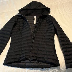 lululemon packable down puff jacket